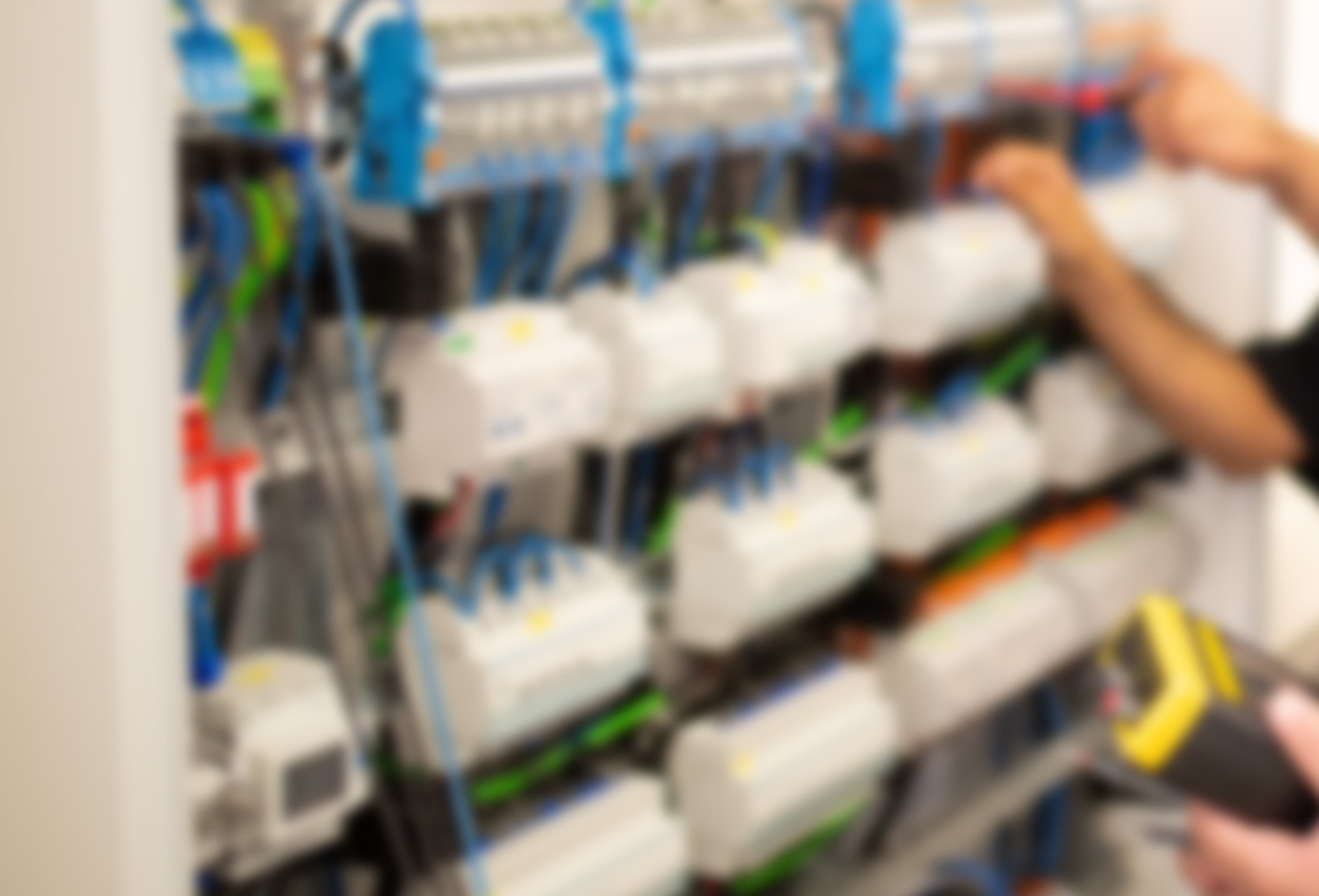 Schalt­anlagen­bau bei Muster Elektro in Musterstadt
